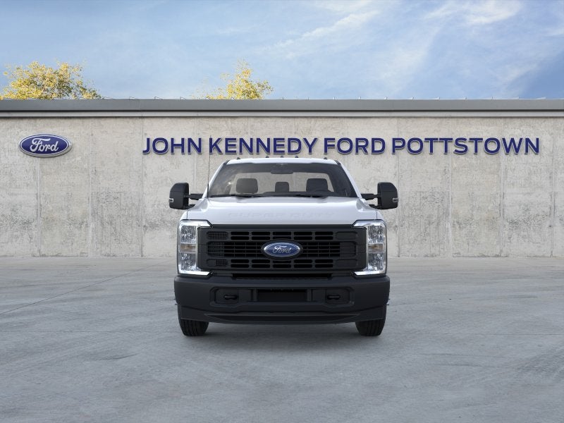 2026 Ford Super Duty F-350 DRW XL 2WD Reg Cab 169 WB 84 CA