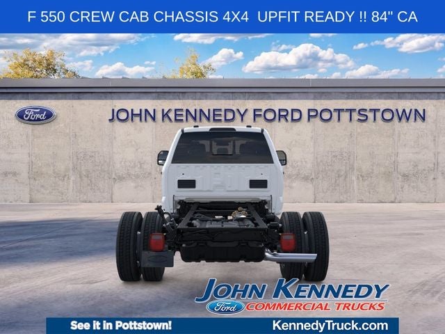 2026 Ford Super Duty F-550 DRW XL 4WD Crew Cab 203 WB 84 CA