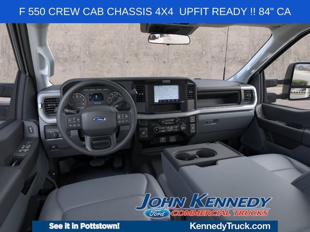 2026 Ford Super Duty F-550 DRW XL 4WD Crew Cab 203 WB 84 CA
