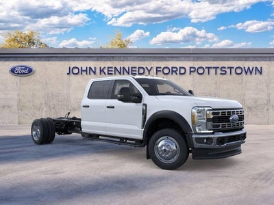 2026 Ford Super Duty F-550 DRW XL 4WD Crew Cab 203 WB 84 CA