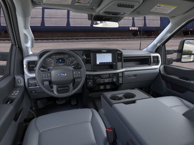 2026 Ford Super Duty F-550 DRW XL 4WD SuperCab 168 WB 60 CA