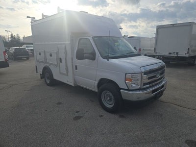 2026 Ford E-Series Cutaway E-350 SRW 138 WB