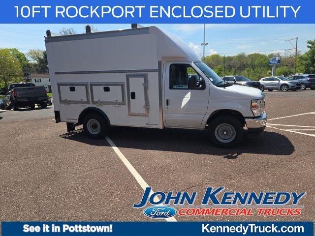 2026 Ford E-Series Cutaway E-350 SRW 138 WB