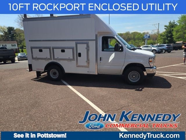 2026 Ford E-Series Cutaway E-350 SRW 138 WB
