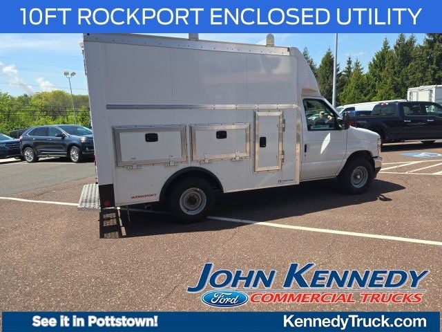 2026 Ford E-Series Cutaway E-350 SRW 138 WB