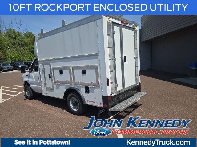 2026 Ford E-Series Cutaway E-350 SRW 138 WB
