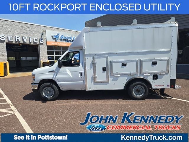2026 Ford E-Series Cutaway E-350 SRW 138 WB