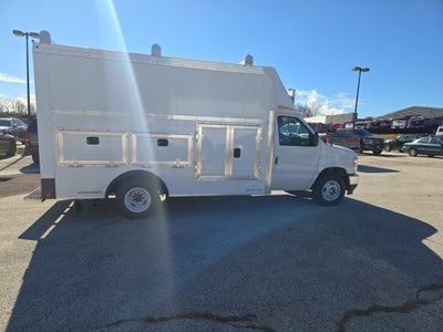 2026 Ford E-Series Cutaway E-350 SRW 158 WB