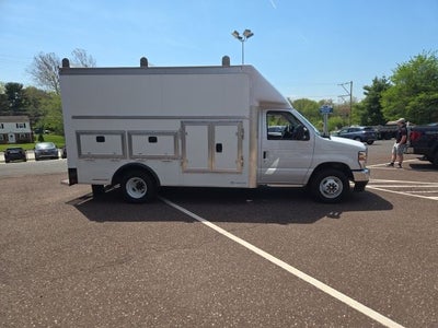 2026 Ford E-Series Cutaway E-350 SRW 158 WB