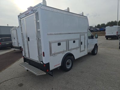 2026 Ford E-Series Cutaway E-350 SRW 138 WB