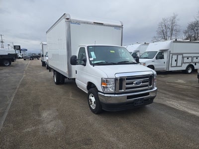 2025 Ford E-Series Cutaway E-450 DRW 176 WB