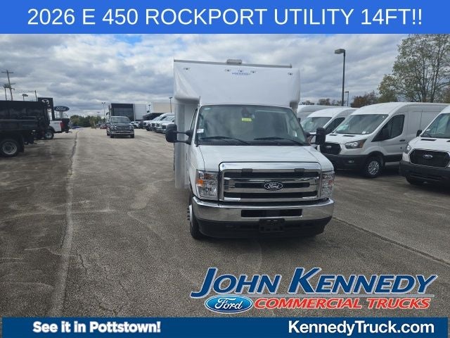 2026 Ford E-Series Cutaway E-450 DRW 158 WB