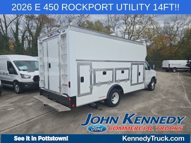 2026 Ford E-Series Cutaway E-450 DRW 158 WB