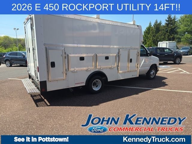 2026 Ford E-Series Cutaway E-450 DRW 158 WB