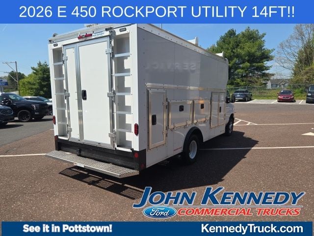 2026 Ford E-Series Cutaway E-450 DRW 158 WB