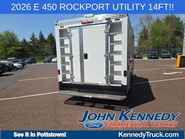 2026 Ford E-Series Cutaway E-450 DRW 158 WB