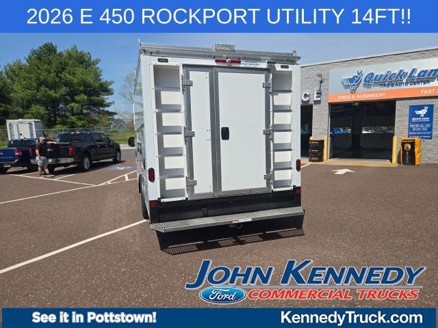 2026 Ford E-Series Cutaway E-450 DRW 158 WB