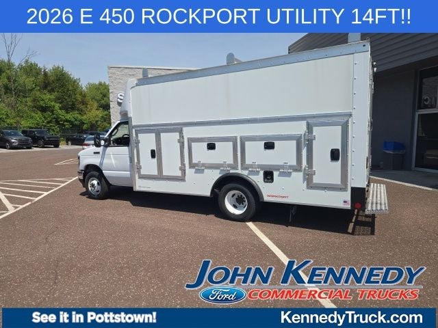 2026 Ford E-Series Cutaway E-450 DRW 158 WB