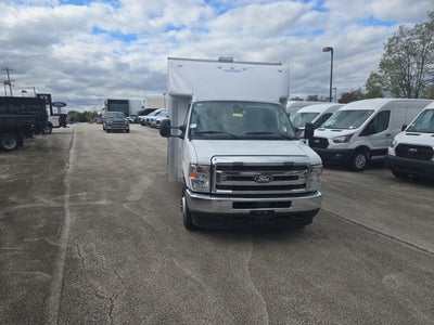 2026 Ford E-Series Cutaway E-450 DRW 158 WB
