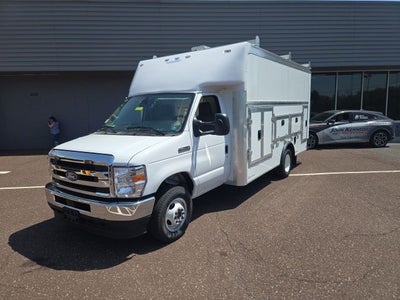 2026 Ford E-Series Cutaway E-450 DRW 158 WB