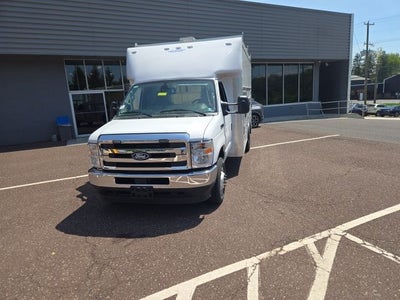 2026 Ford E-Series Cutaway E-450 DRW 158 WB