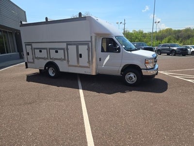 2026 Ford E-Series Cutaway E-450 DRW 158 WB