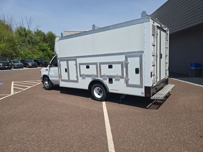 2026 Ford E-Series Cutaway E-450 DRW 158 WB