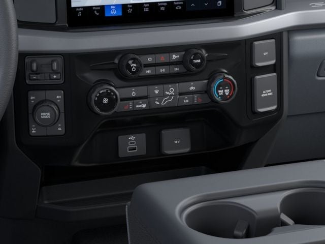 2026 Ford Super Duty F-250 SRW XLT 4WD Crew Cab 6.75' Box