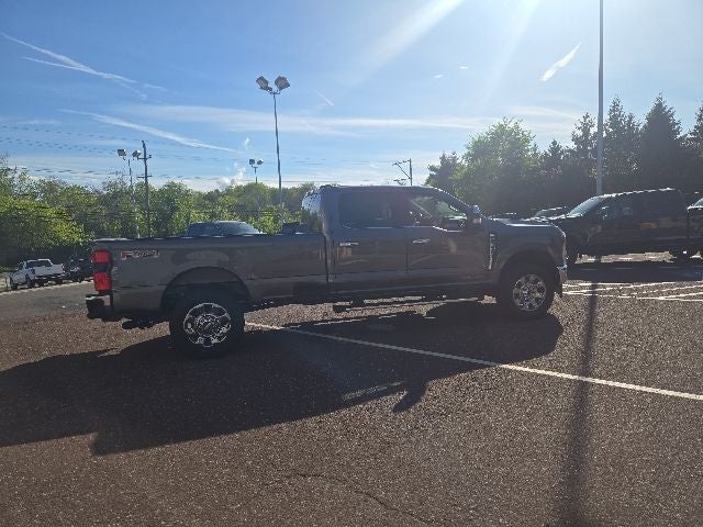 2026 Ford Super Duty F-250 SRW LARIAT 4WD Crew Cab 8' Box