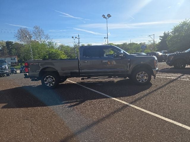 2026 Ford Super Duty F-250 SRW LARIAT 4WD Crew Cab 8' Box