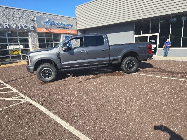 2026 Ford Super Duty F-350 SRW Platinum 4WD Crew Cab 6.75' Box