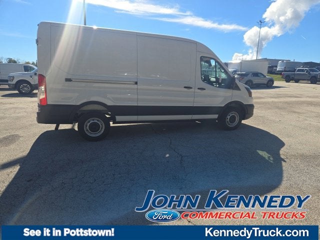 2026 Ford Transit Cargo Van T-250 148 Med Rf 9150 GVWR RWD