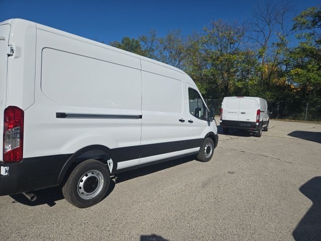 2026 Ford Transit Cargo Van T-250 148 Med Rf 9150 GVWR RWD