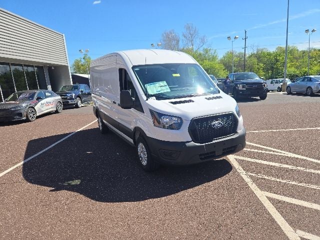 2026 Ford Transit Cargo Van T-250 148 Med Rf 9150 GVWR RWD