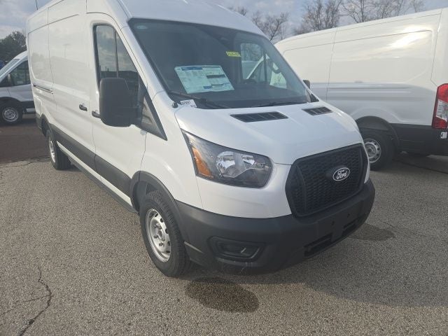 2026 Ford Transit Cargo Van T-250 148 Med Rf 9150 GVWR RWD