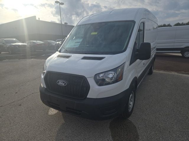 2026 Ford Transit Cargo Van T-250 148 Med Rf 9150 GVWR RWD