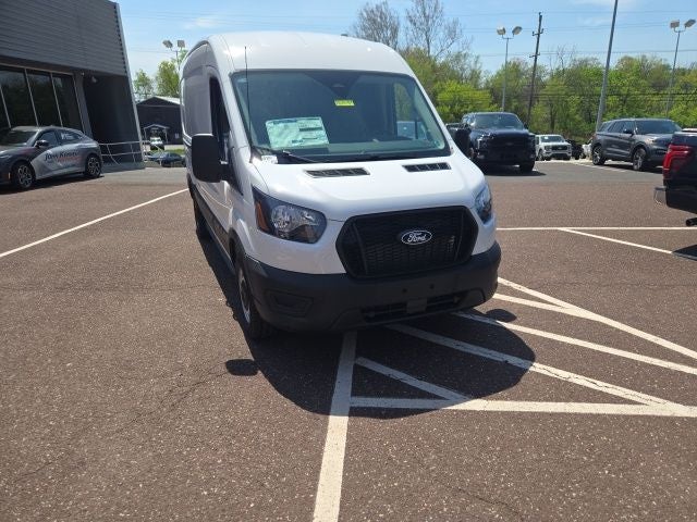 2026 Ford Transit Cargo Van T-250 148 Med Rf 9150 GVWR RWD