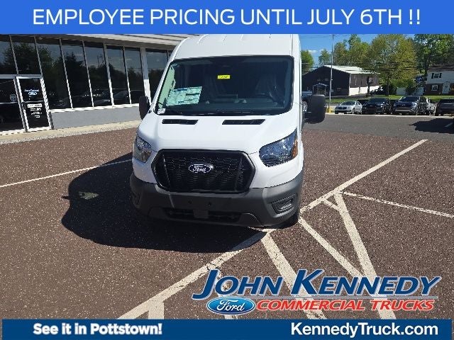2026 Ford Transit Cargo Van T-250 148 Med Rf 9150 GVWR RWD
