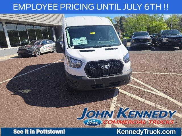 2026 Ford Transit Cargo Van T-250 148 Med Rf 9150 GVWR RWD