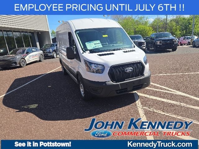 2026 Ford Transit Cargo Van T-250 148 Med Rf 9150 GVWR RWD