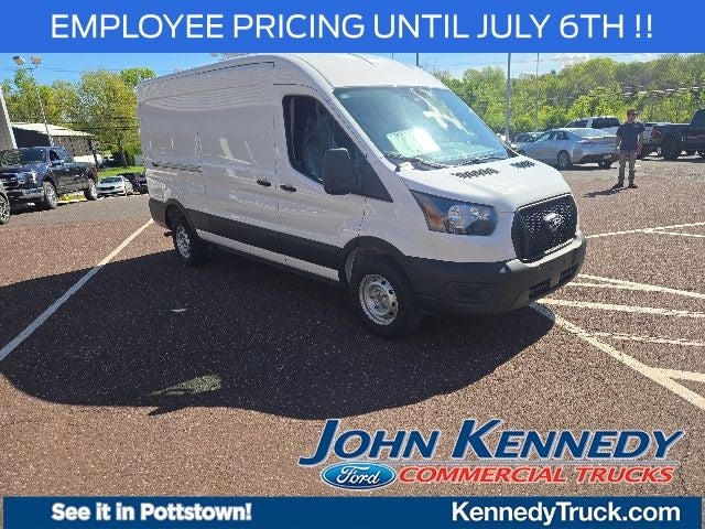 2026 Ford Transit Cargo Van T-250 148 Med Rf 9150 GVWR RWD