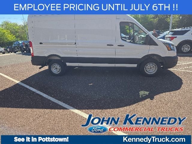 2026 Ford Transit Cargo Van T-250 148 Med Rf 9150 GVWR RWD