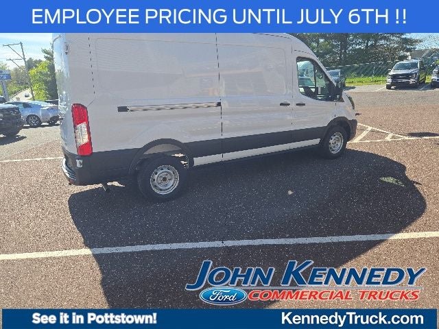 2026 Ford Transit Cargo Van T-250 148 Med Rf 9150 GVWR RWD