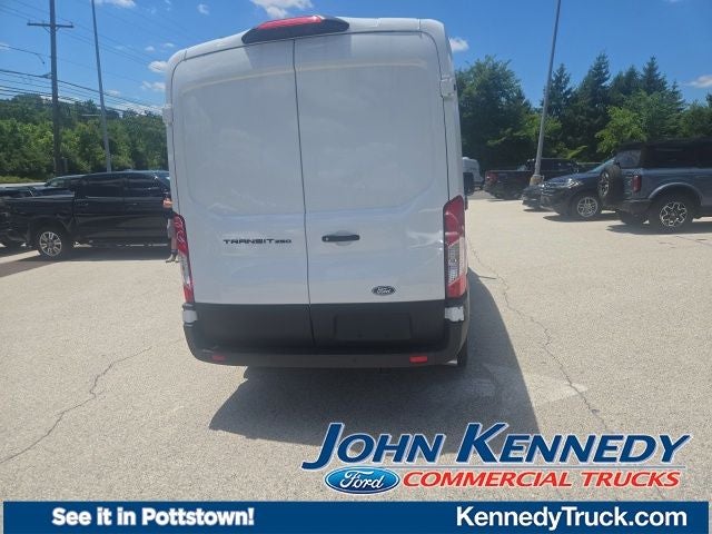 2026 Ford Transit Cargo Van T-250 148 Med Rf 9150 GVWR RWD