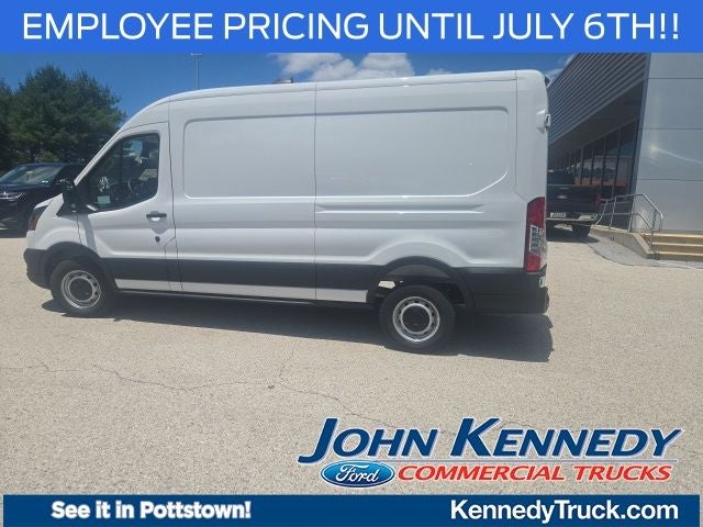 2026 Ford Transit Cargo Van T-250 148 Med Rf 9150 GVWR RWD