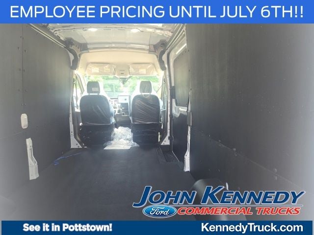 2026 Ford Transit Cargo Van T-250 148 Med Rf 9150 GVWR RWD