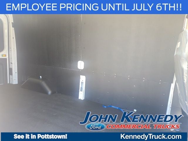 2026 Ford Transit Cargo Van T-250 148 Med Rf 9150 GVWR RWD
