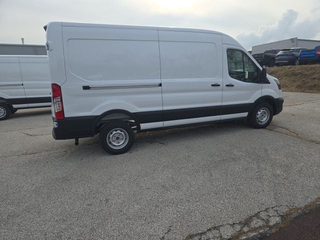 2026 Ford Transit Cargo Van T-250 148 Med Rf 9150 GVWR RWD