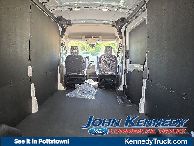 2026 Ford Transit Cargo Van T-250 148 Med Rf 9150 GVWR RWD