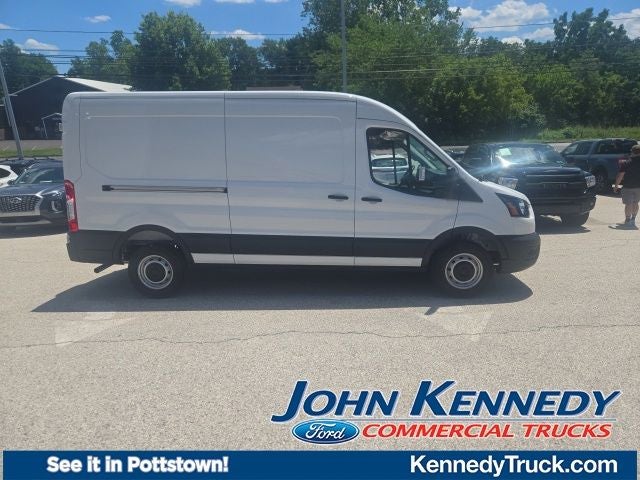 2026 Ford Transit Cargo Van T-250 148 Med Rf 9150 GVWR RWD
